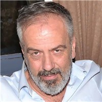 Γιάννης Ταμπάκης